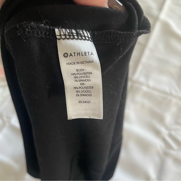 Athleta Tank Top Size Small Women Black  Sleeveless Crew Neck Knit Stretch - Picture 5 of 6